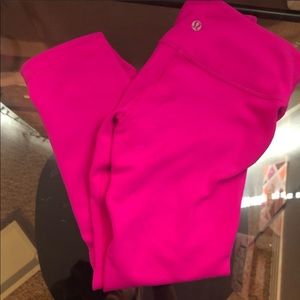Lululemon size 4 cropped leggings